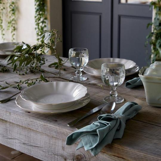 feher mediterran tanyerszett mikro mosogatogep unnepi minosegi keramia kezzel keszult rusztikus country provencei feher tanyerok etkeszlet etkezo szett 6 fos lameridiana lakbernedezes teritek.jpg